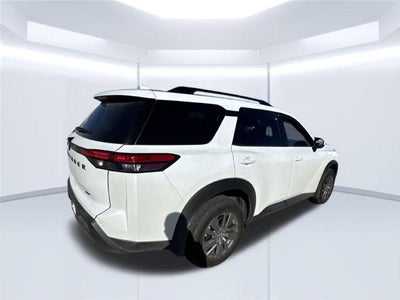 2025 Nissan Pathfinder SV 4WD