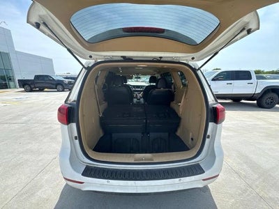 2017 Kia Sedona LX