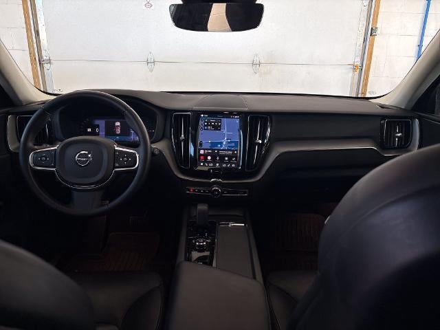 2024 Volvo XC60 Recharge Plug-In Hyb Core Dark Theme