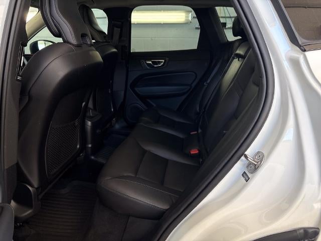 2024 Volvo XC60 Recharge Plug-In Hyb Core Dark Theme