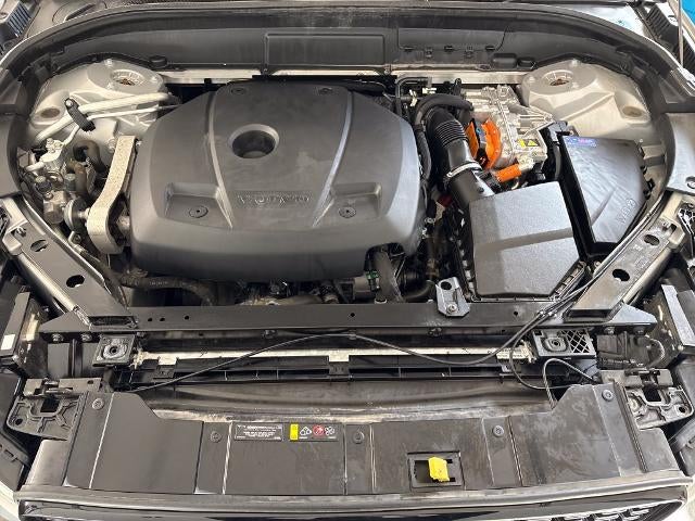 2024 Volvo XC60 Recharge Plug-In Hyb Core Dark Theme
