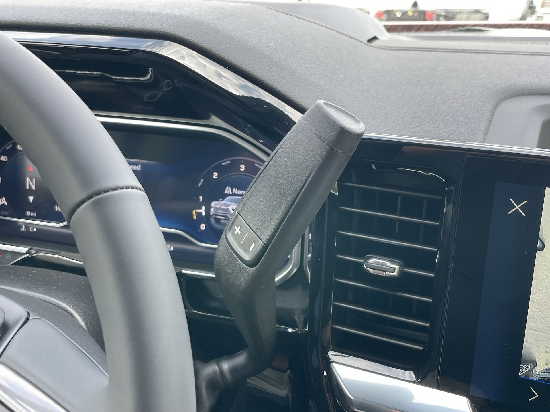 2025 Chevrolet Silverado 3500 HD High Country