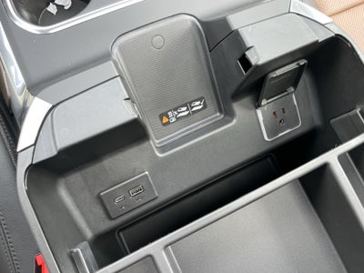 2025 Chevrolet Silverado 3500 HD High Country