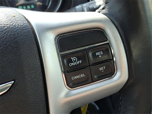 2012 Chrysler 200 Touring