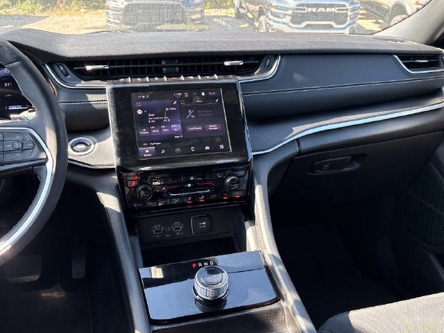 2025 Jeep Grand Cherokee L Laredo X
