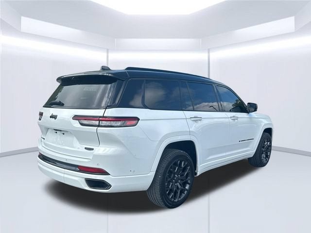 2023 Jeep Grand Cherokee L Summit Reserve