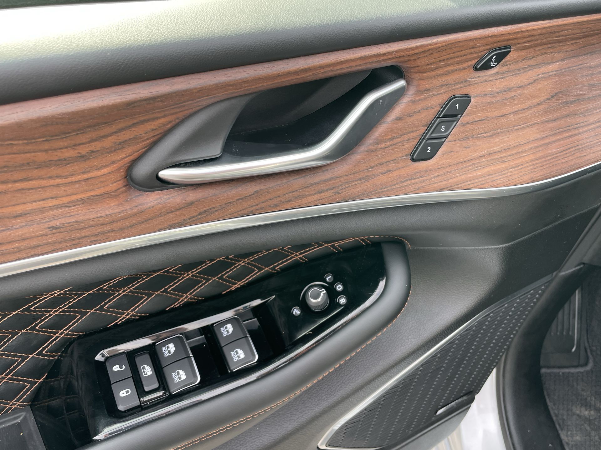 2024 Jeep Grand Cherokee L Summit