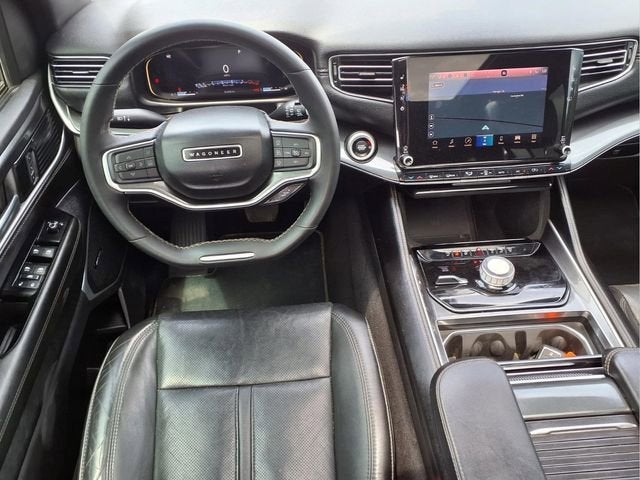 2023 Jeep Wagoneer L Base