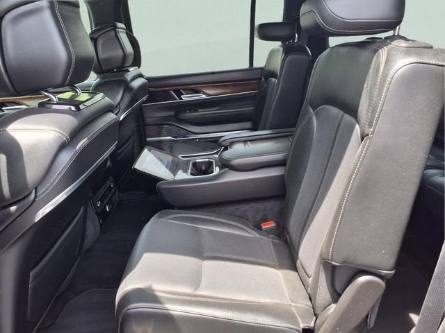 2024 Jeep Grand Wagoneer L Base