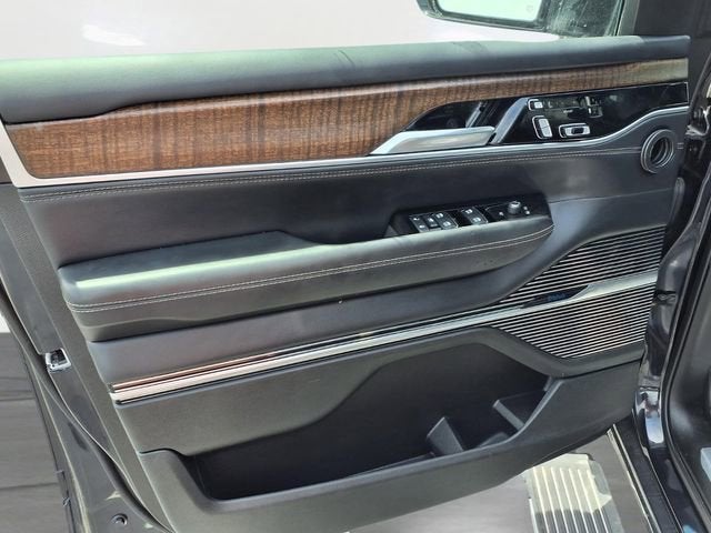 2024 Jeep Grand Wagoneer L Base