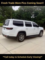 2023 Jeep Wagoneer Base