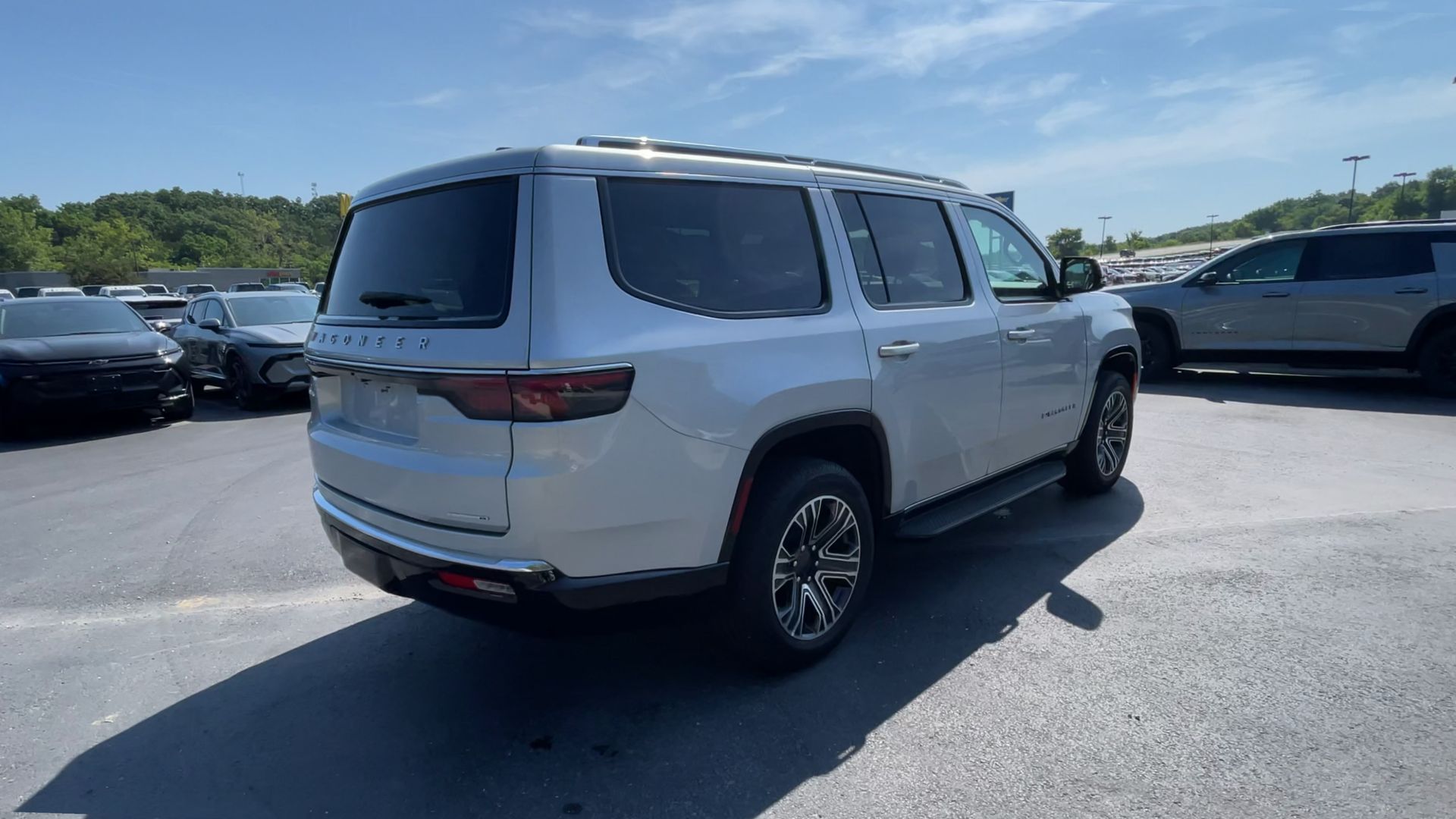 2024 Jeep Wagoneer Series II