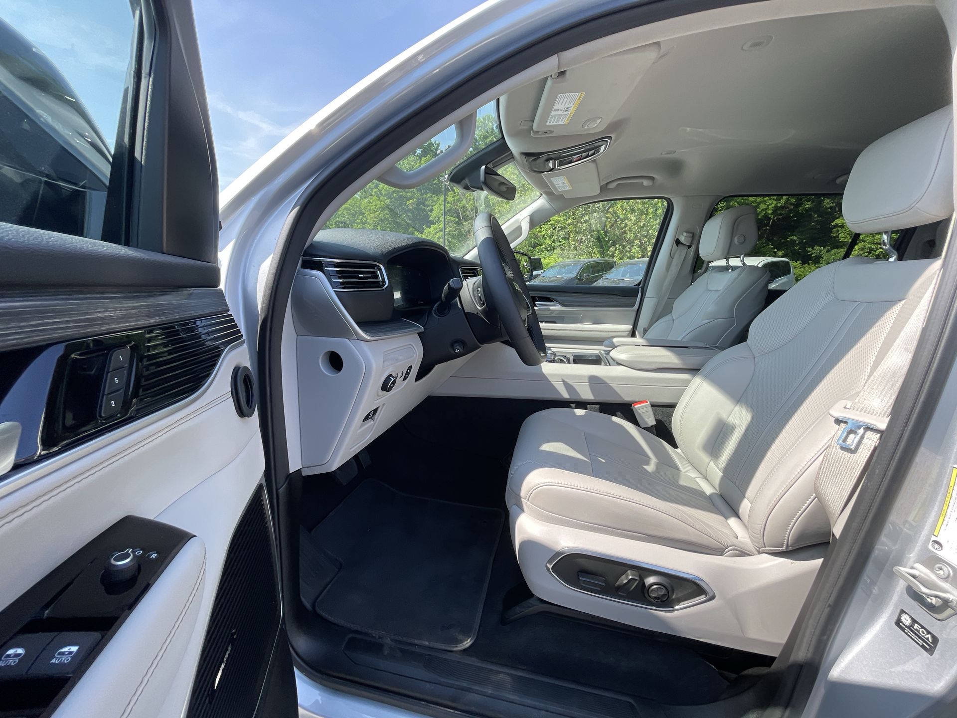 2024 Jeep Wagoneer Series II