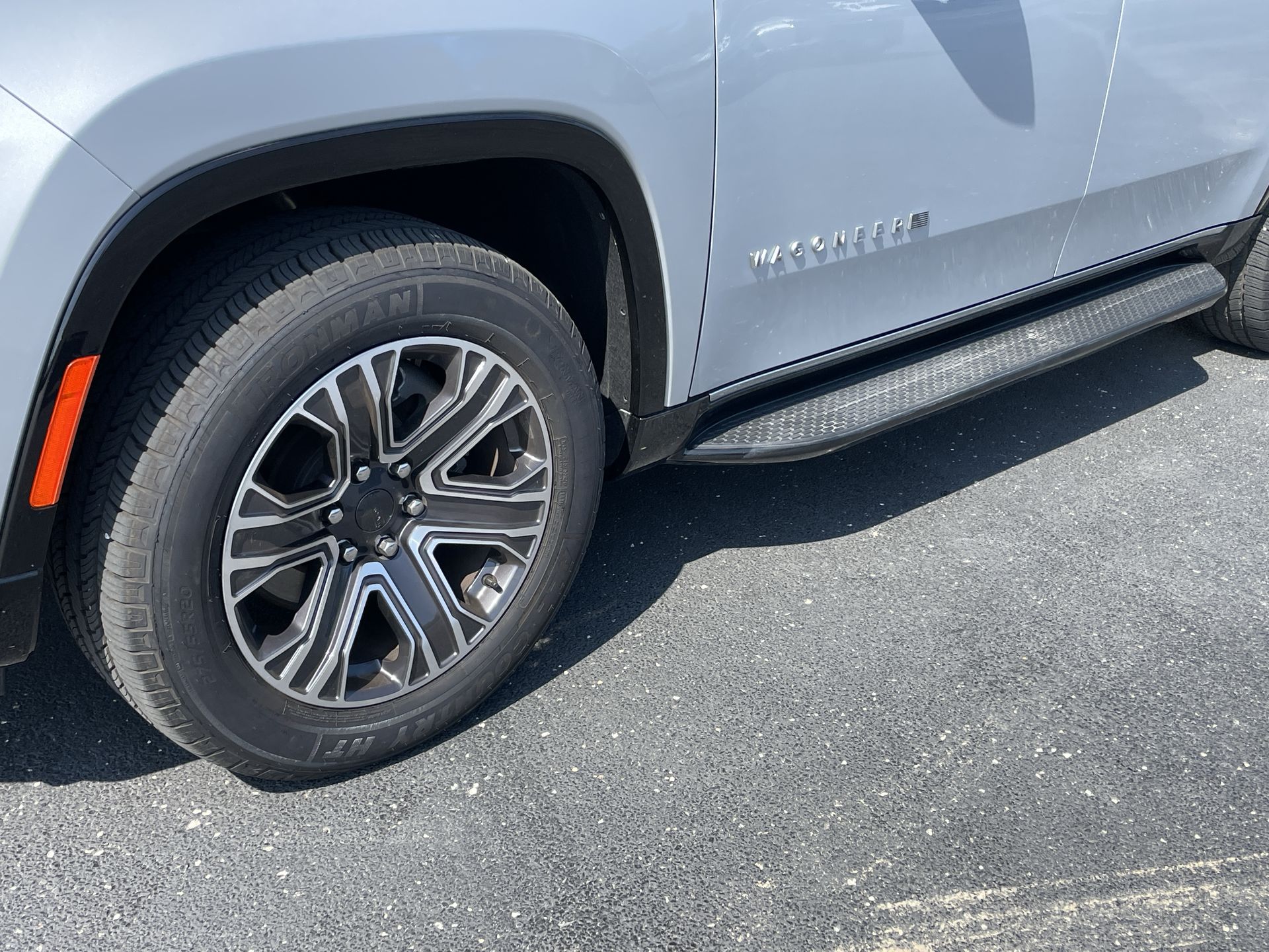 2024 Jeep Wagoneer Series II