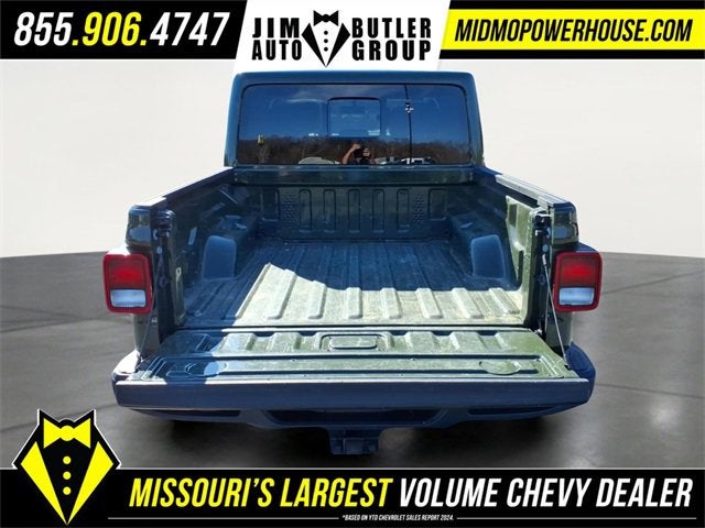 2022 Jeep Gladiator Overland