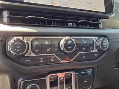 2025 Jeep Gladiator High Tide