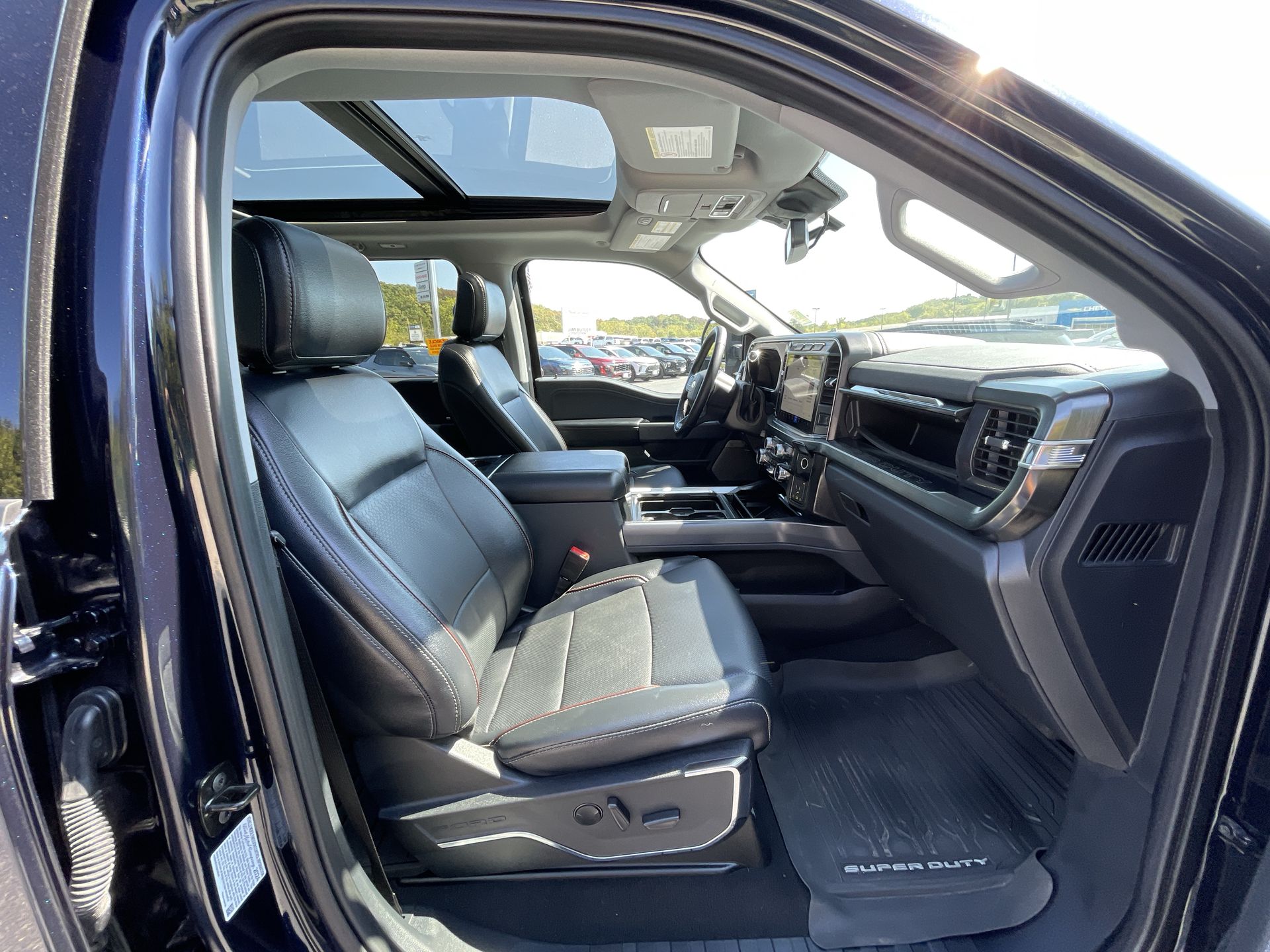 2024 Ford Super Duty F-350 DRW XLT