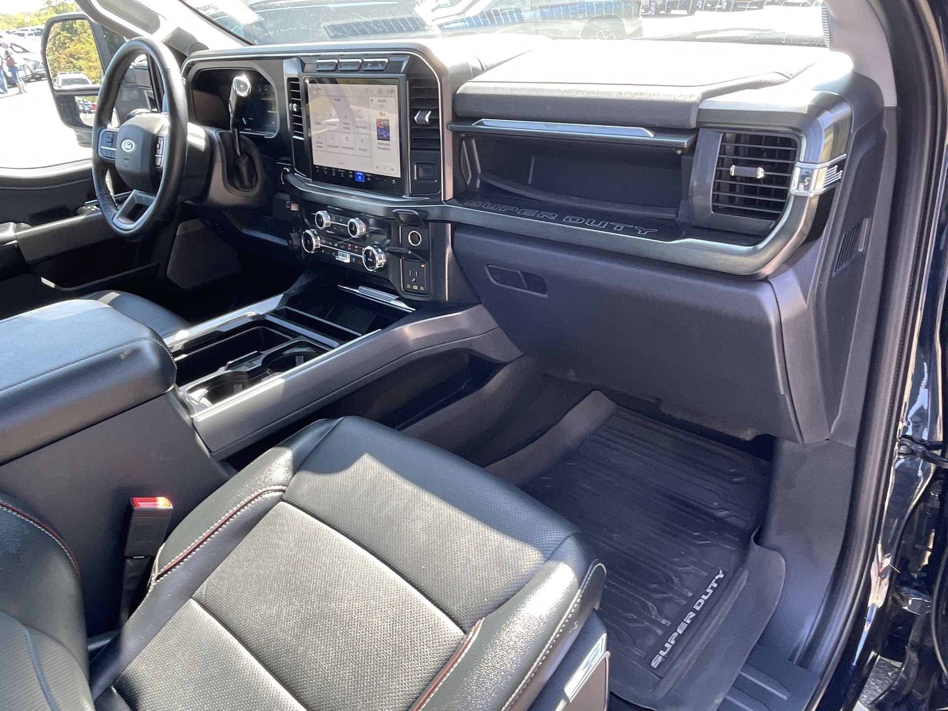 2024 Ford Super Duty F-350 DRW XLT