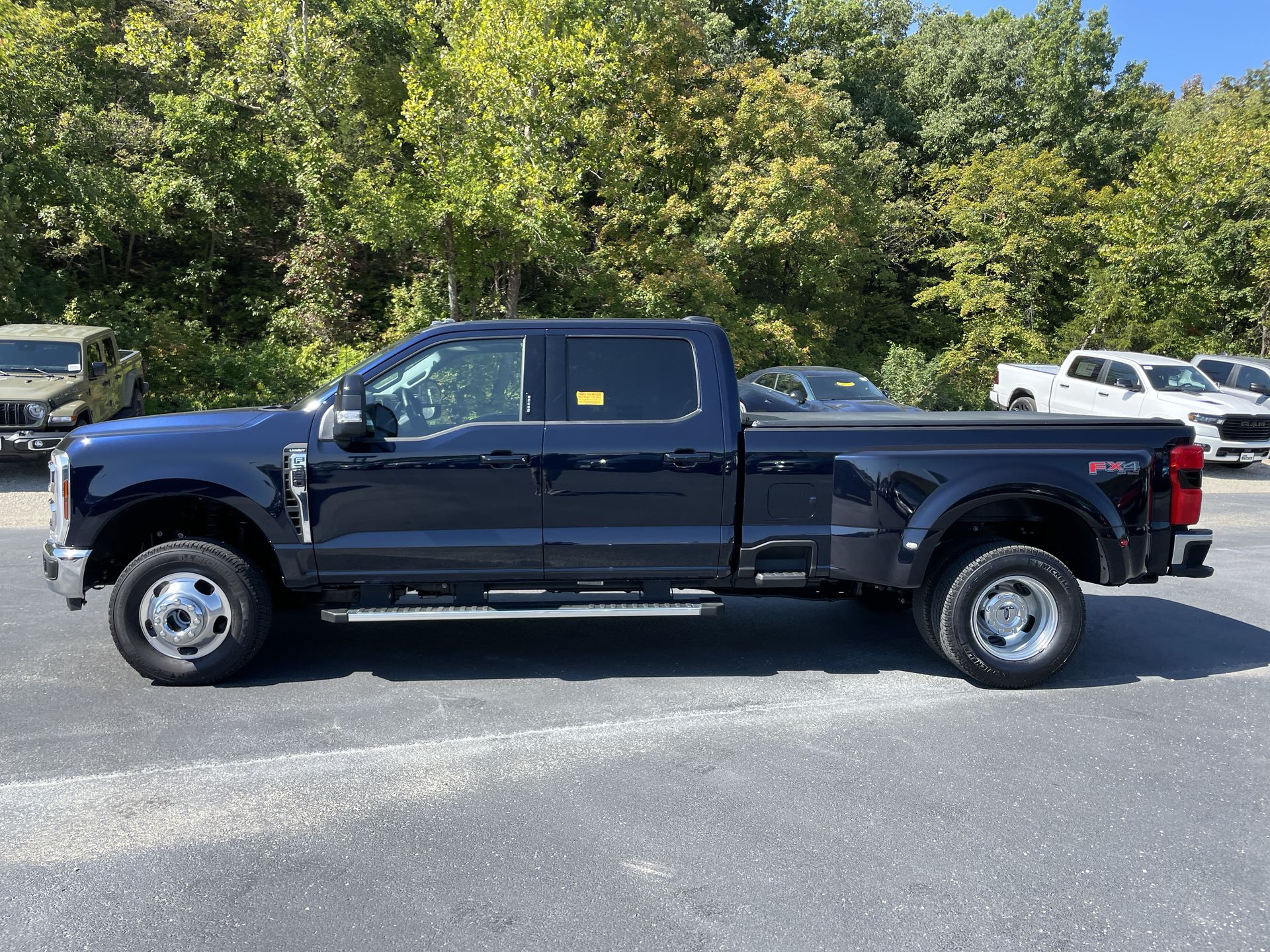 2024 Ford Super Duty F-350 DRW XLT