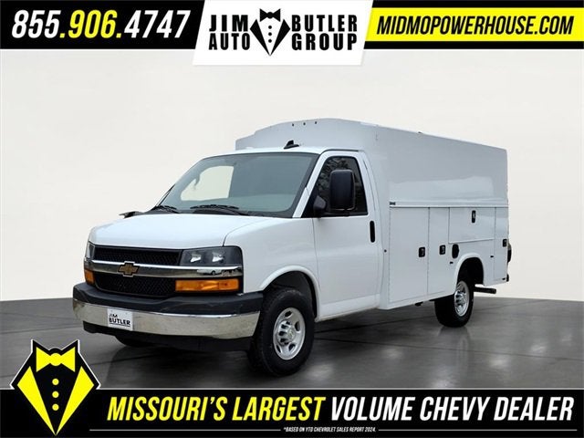2025 Chevrolet Express Cutaway 3500 1WT