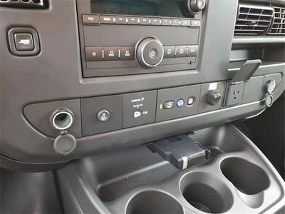 2025 Chevrolet Express Cutaway 3500 1WT