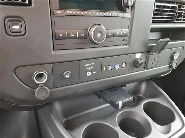 2025 Chevrolet Express Cutaway 3500 1WT