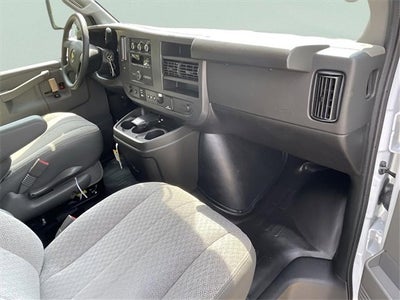 2025 Chevrolet Express Cutaway 3500 1WT