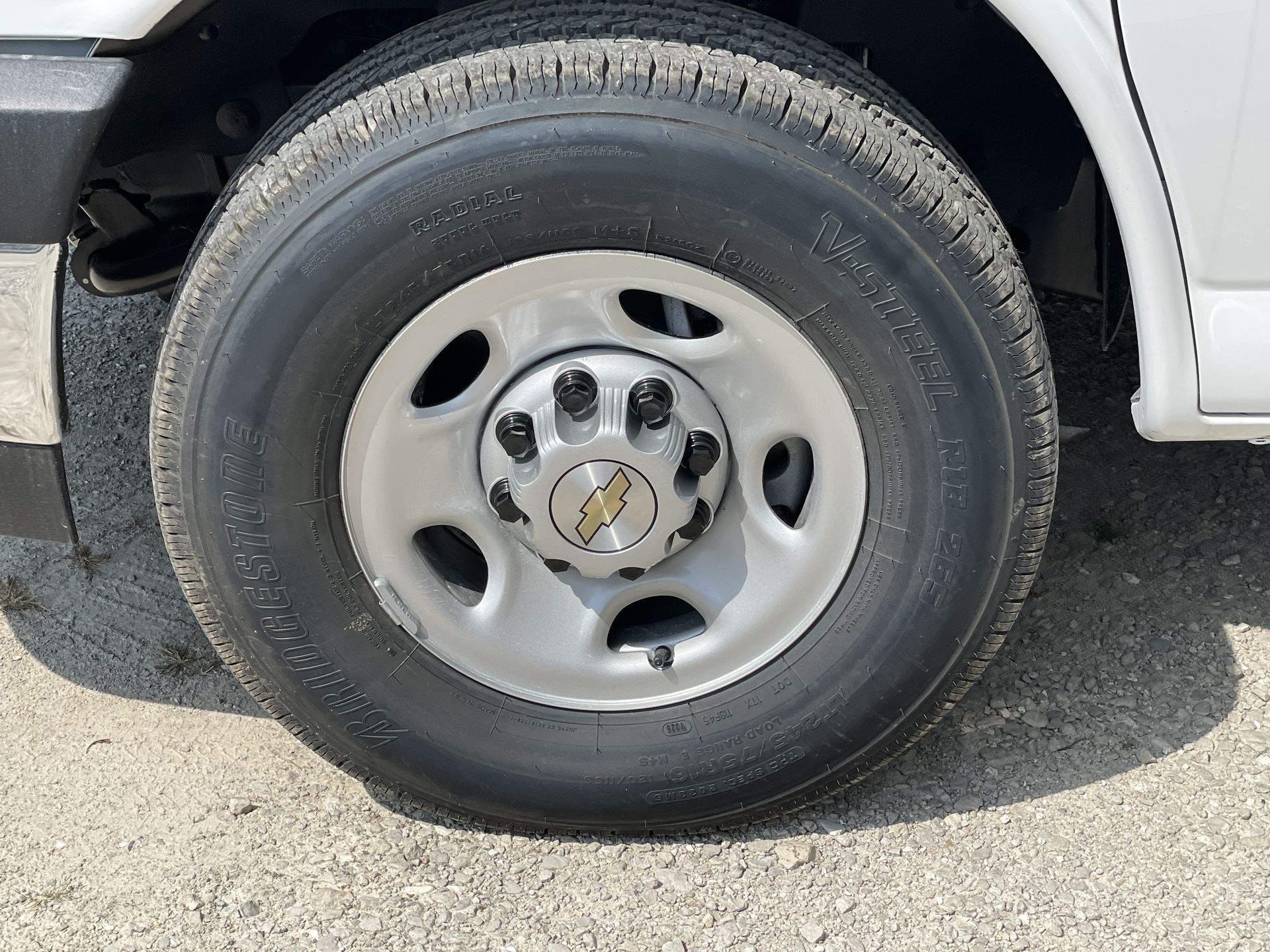 2025 Chevrolet Express Cutaway 3500 1WT