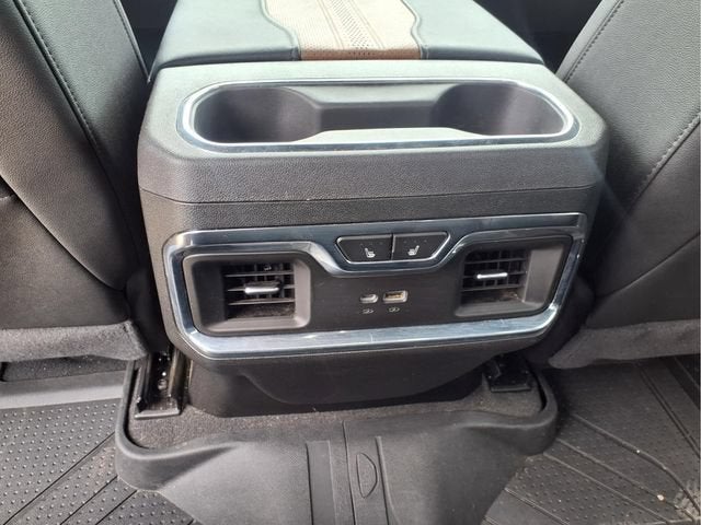 2025 Chevrolet Silverado 3500 HD High Country DRW