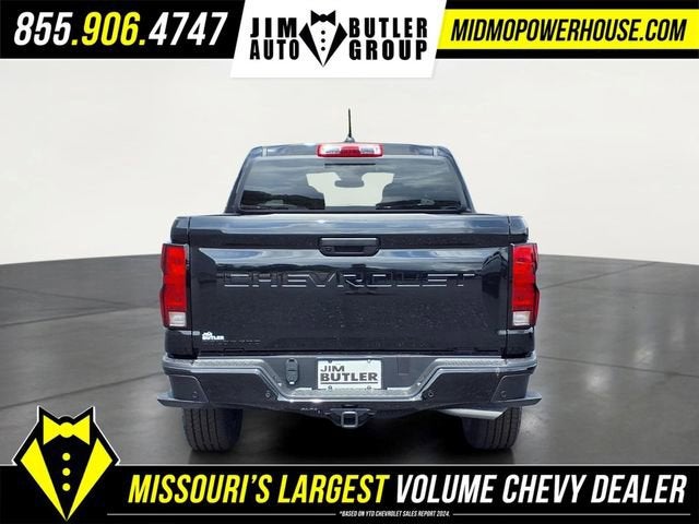 2026 Chevrolet Colorado Work Truck - Photo 4