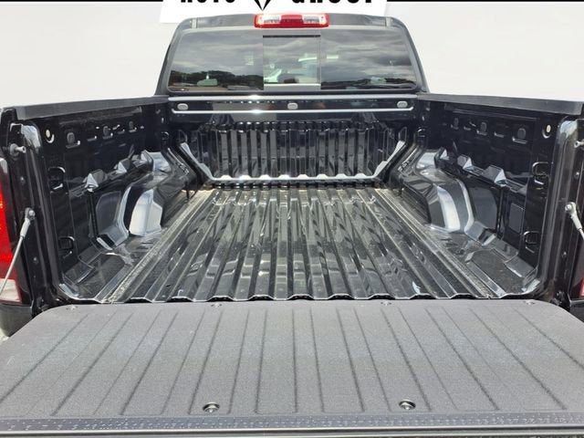 2026 Chevrolet Colorado Work Truck - Photo 5