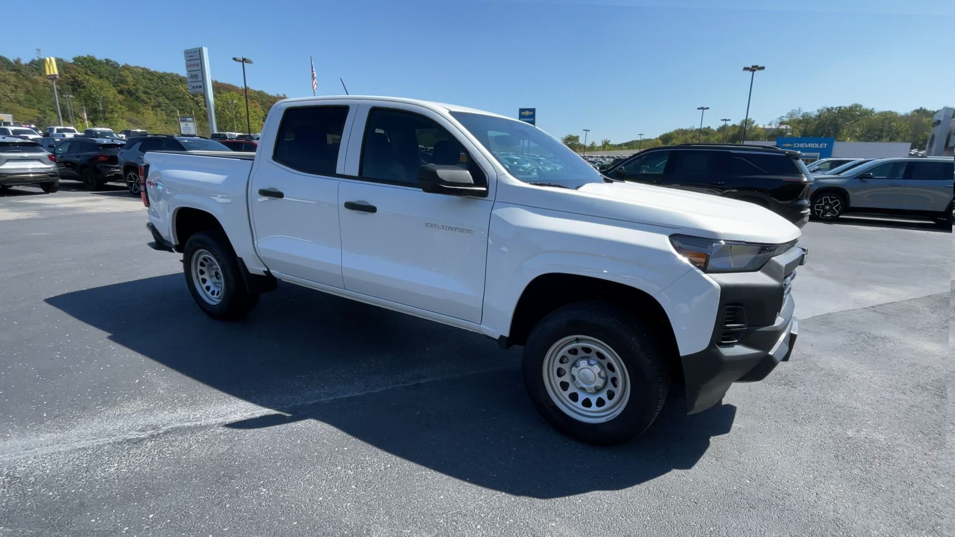 2024 Chevrolet Colorado WT