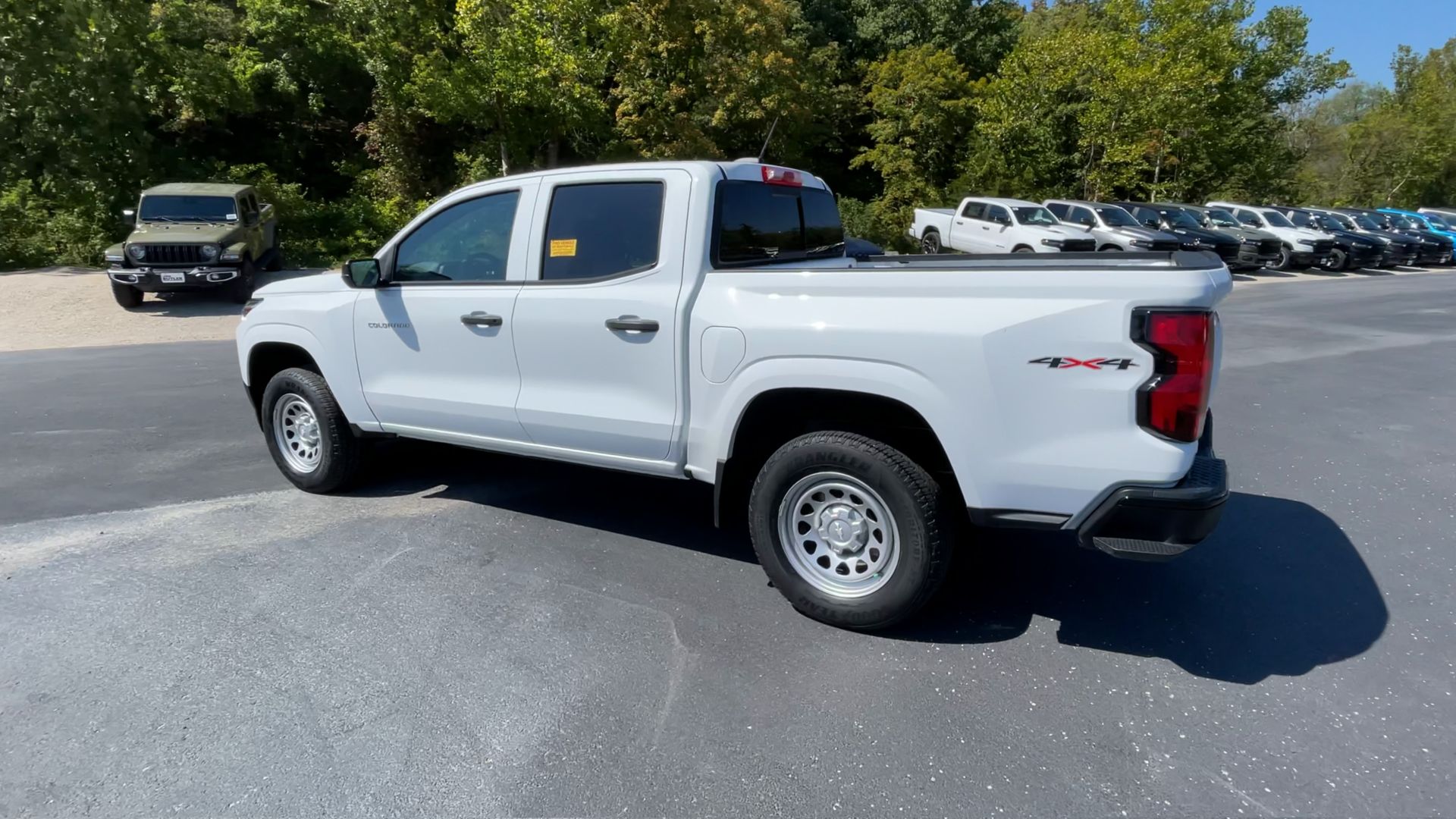 2024 Chevrolet Colorado WT