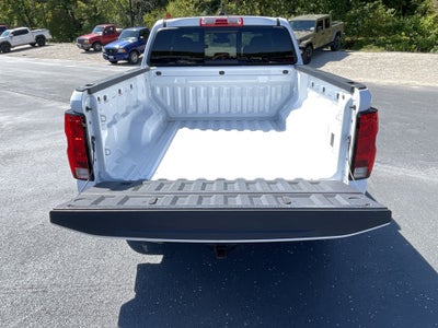 2024 Chevrolet Colorado WT