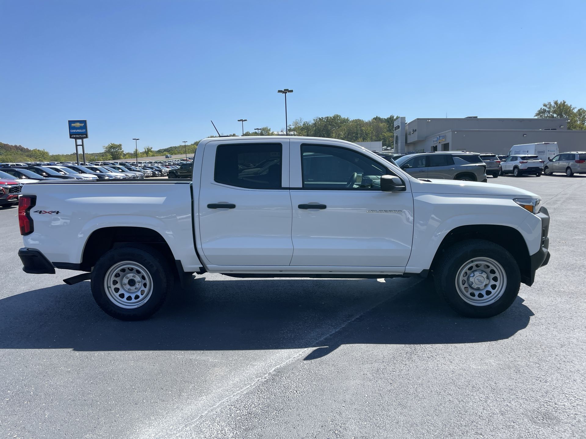 2024 Chevrolet Colorado WT