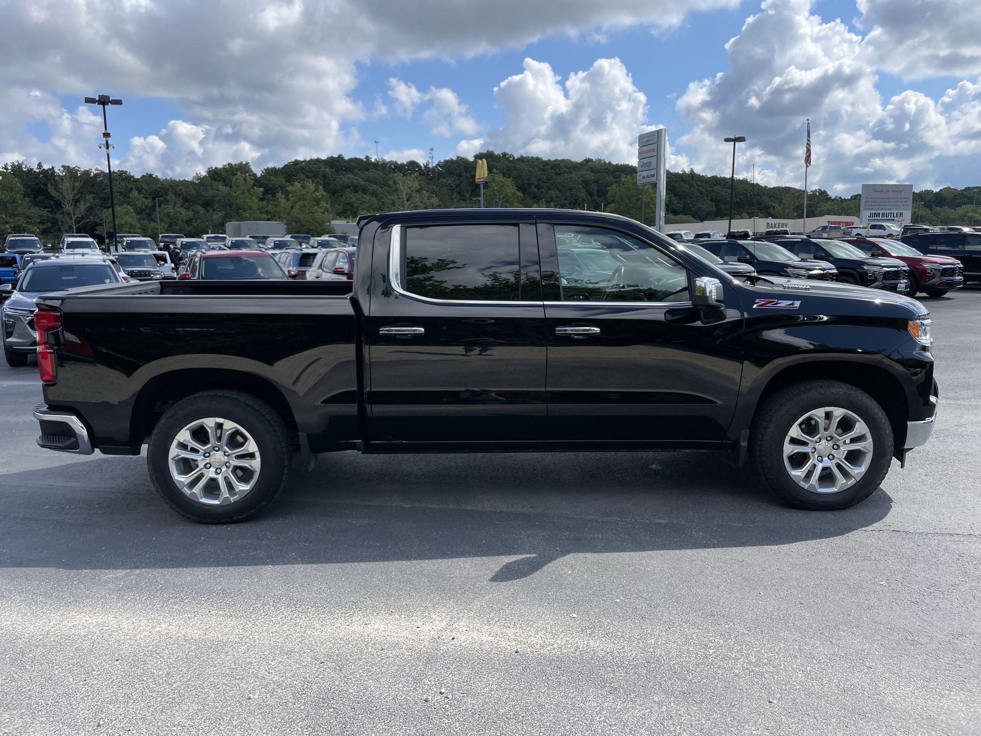 2024 Chevrolet Silverado 1500 LTZ