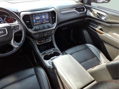 2022 GMC Acadia AT4