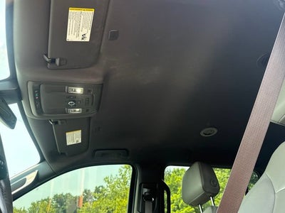 2022 GMC Yukon XL SLT