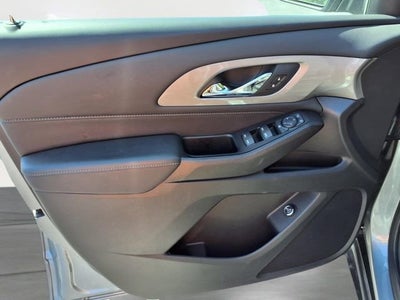 2024 Chevrolet Traverse Limited LT Cloth