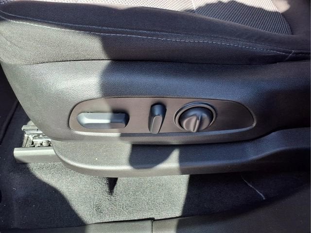 2024 Chevrolet Traverse Limited LT Cloth