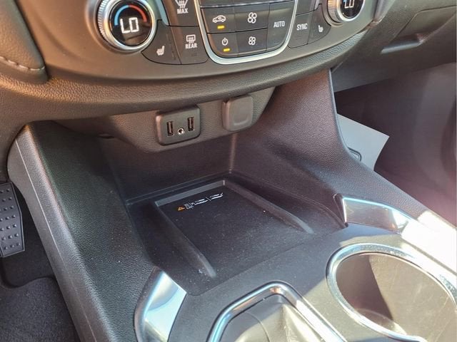 2024 Chevrolet Traverse Limited LT Cloth