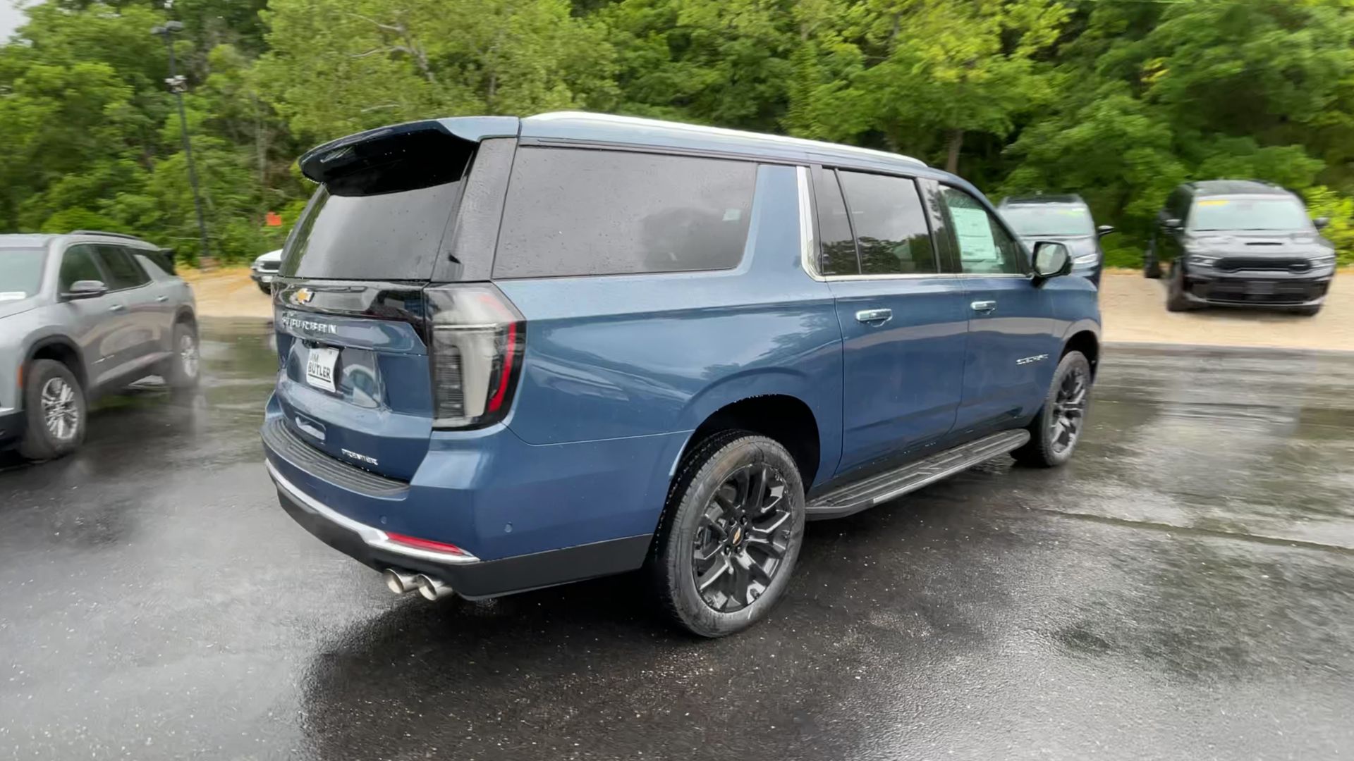 2025 Chevrolet Suburban Premier