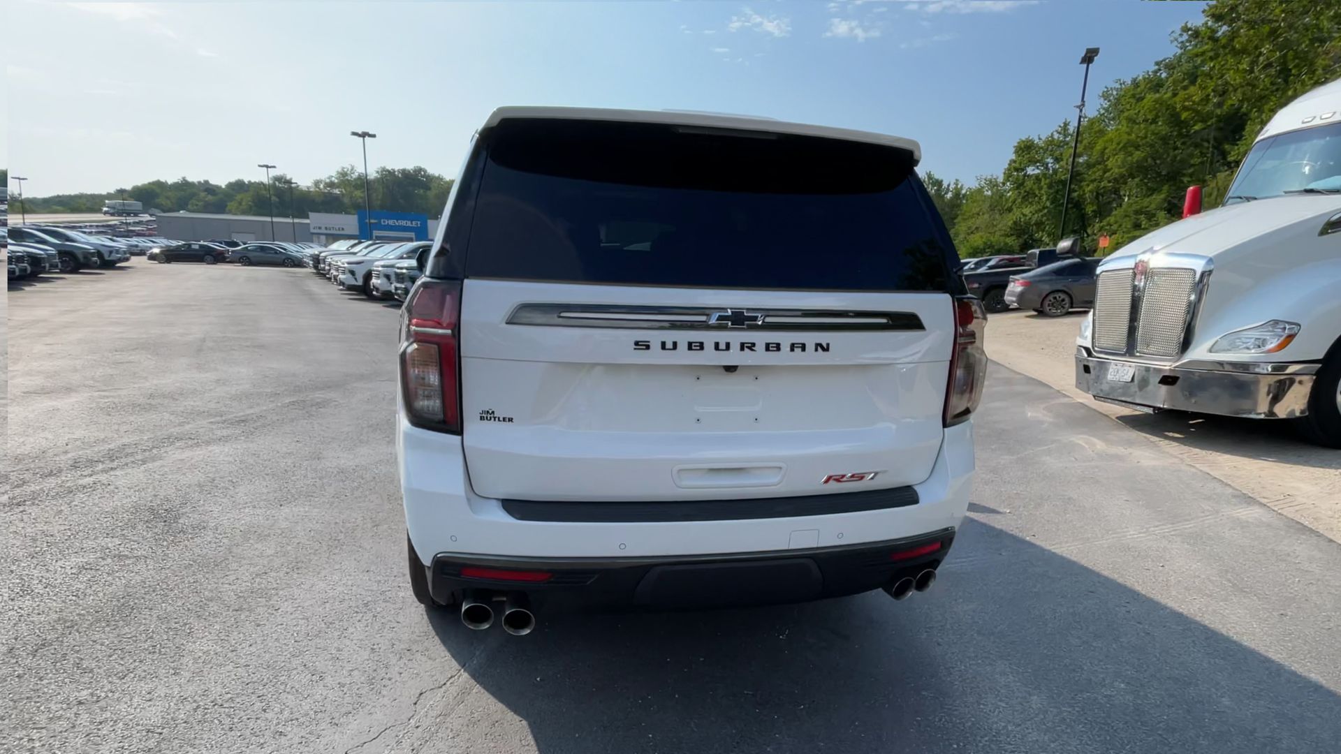 2022 Chevrolet Suburban RST