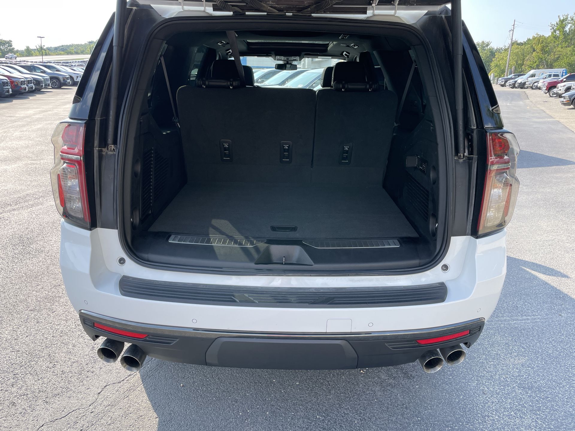 2022 Chevrolet Suburban RST