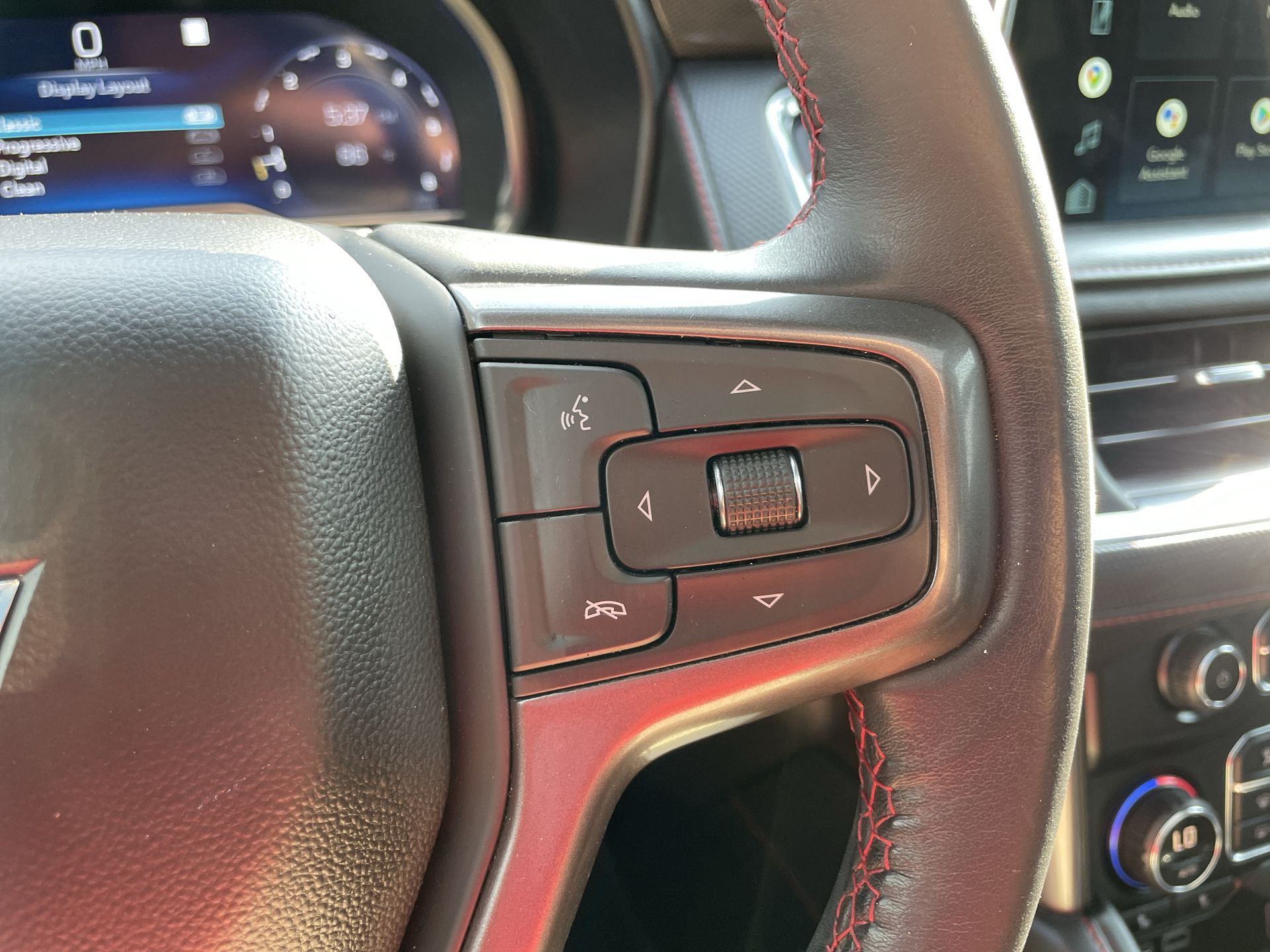 2022 Chevrolet Suburban RST