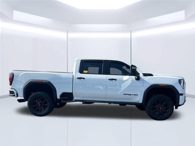 2025 GMC Sierra 2500 HD AT4