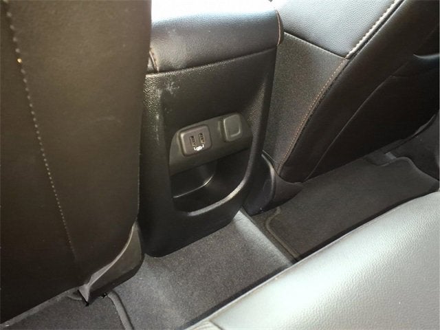 2022 GMC Canyon AT4 - Leather