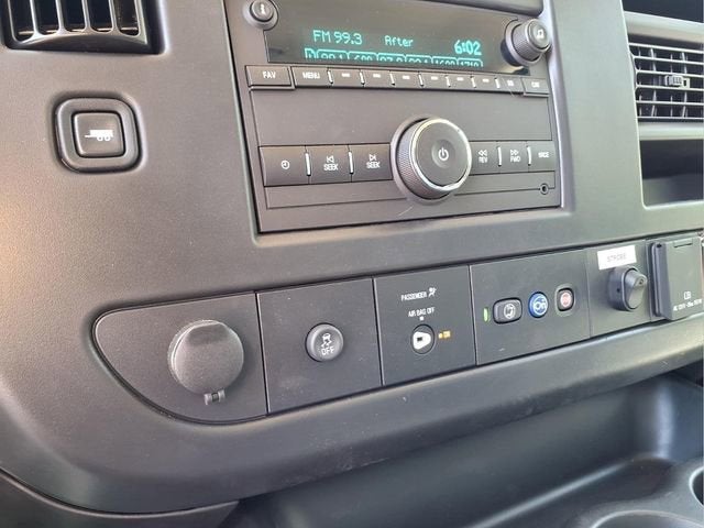 2026 Chevrolet Express Cutaway 3500 1WT