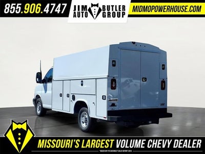 2026 Chevrolet Express Cutaway 3500 1WT