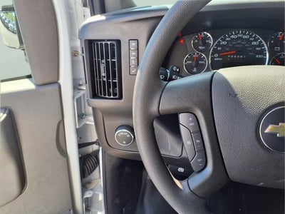 2026 Chevrolet Express Cutaway 3500 1WT